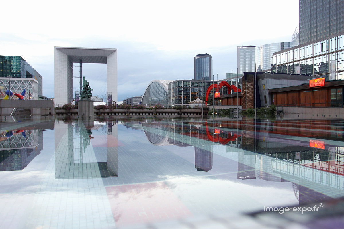 ladefense16.jpg
